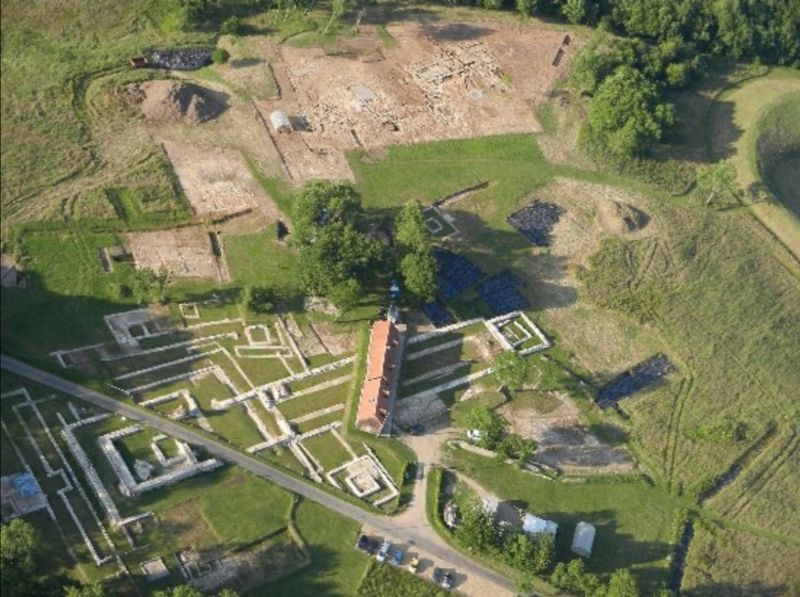 BRIGA – SITE ARCHÉOLOGIQUE DU BOIS L’ABBÉ