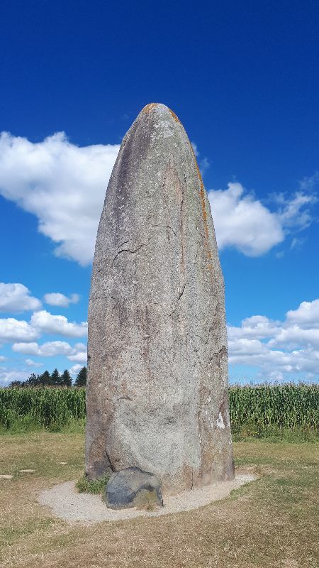 Menhir du Champ-Dolent — photo 2