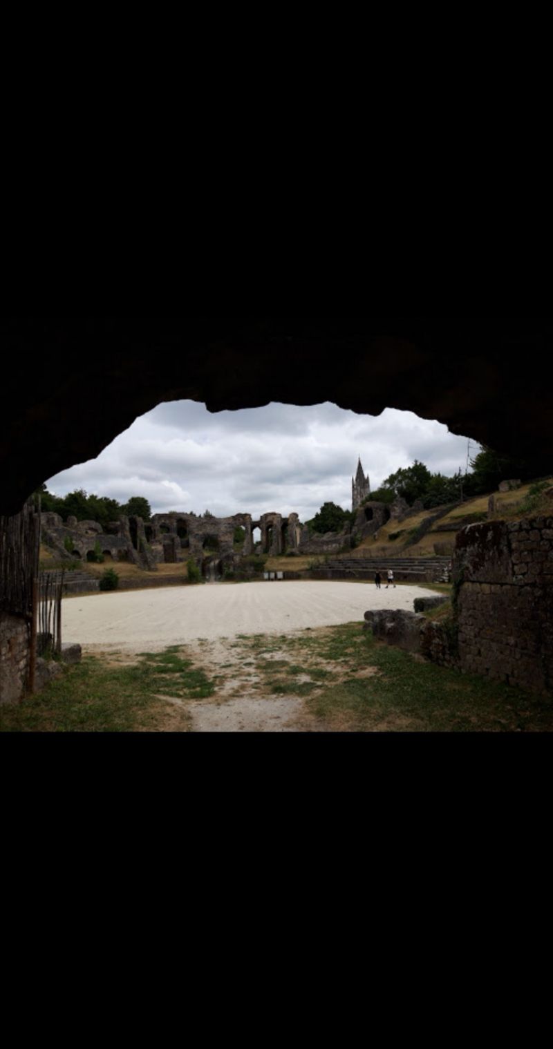 Amphithéâtre de Saintes