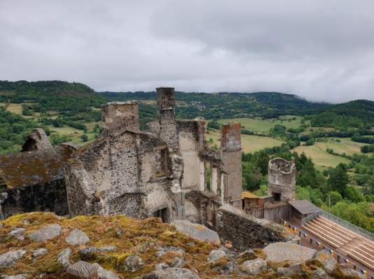 Chateau de murol — photo 4