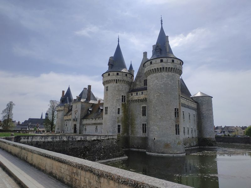 Le château de Sully-sur-Loire — photo 2