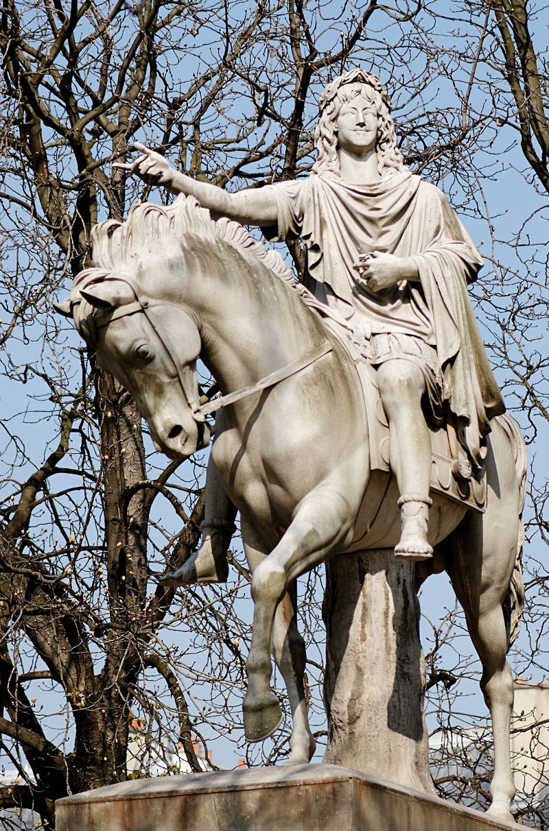 Statue équestre de Louis XIII