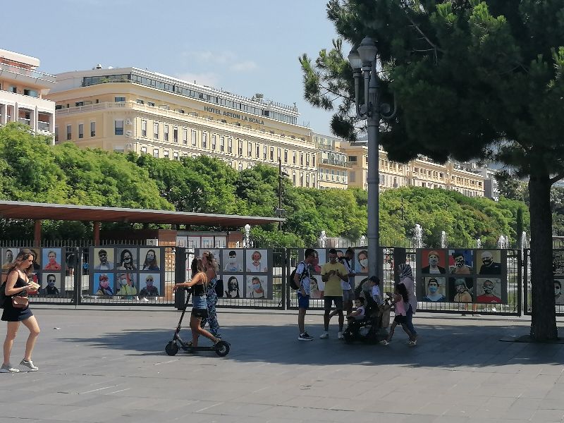 Place Massena - Fontaine du soleil — photo 2