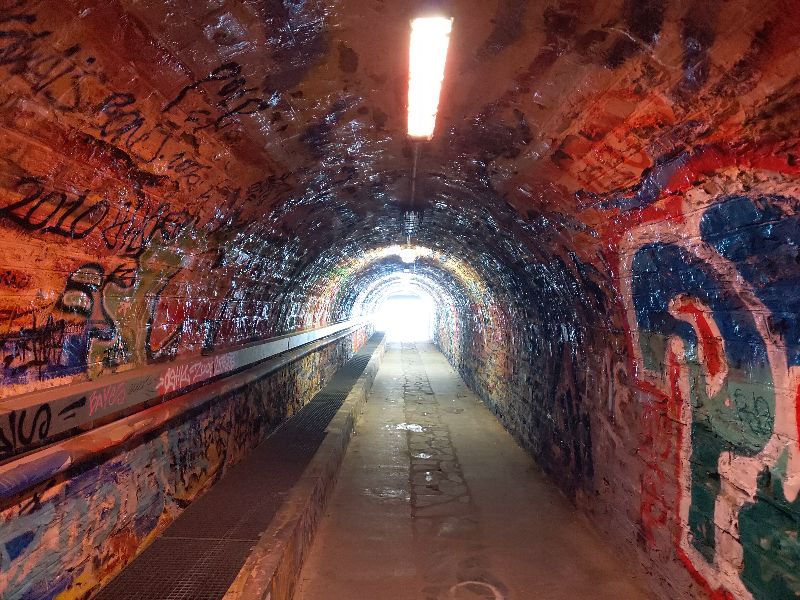 Tunnel street art — photo 2