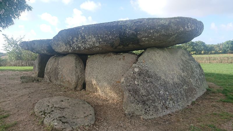 Dolmen de la Frébouchère