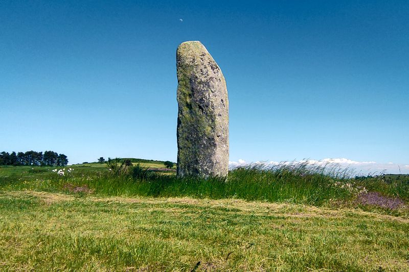 Menhir de Fohet — photo 2