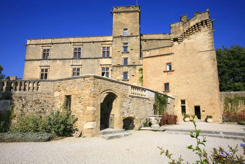 Château de Lourmarin — photo 2