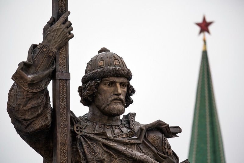 Statue du Prince Vladimir — photo 3