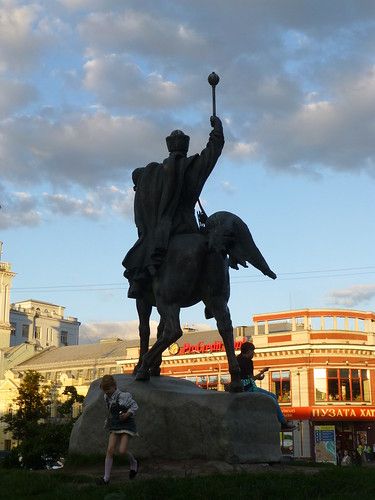 Statue de Petro Sahaïdatchnyi — photo 4