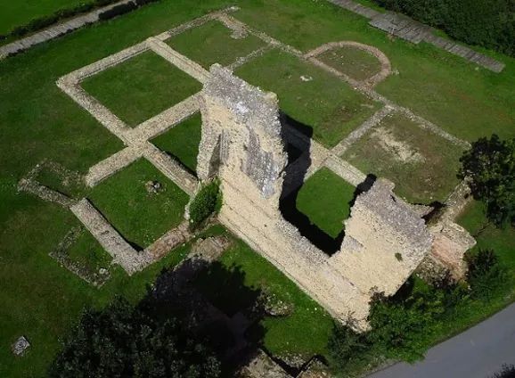 Thermes d Alauna — photo 2