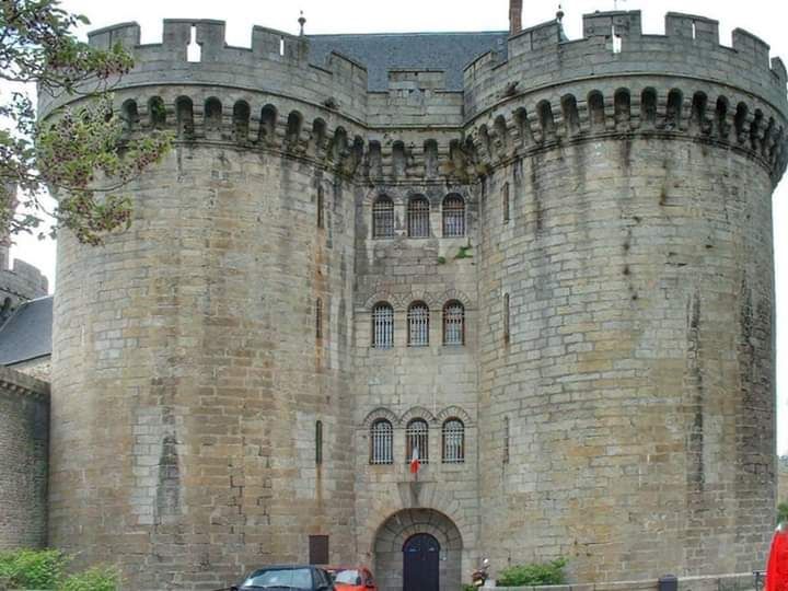 Château des ducs d Alencon