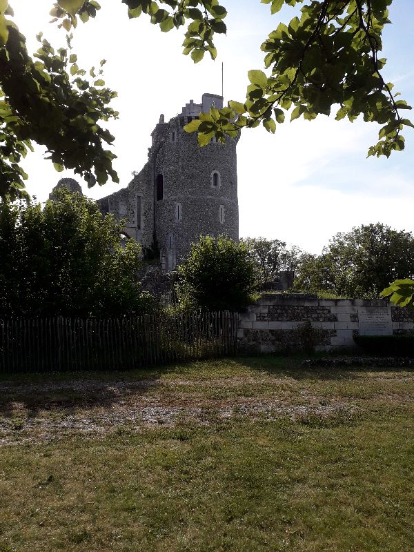 Chateau de Robert le Diable — photo 3