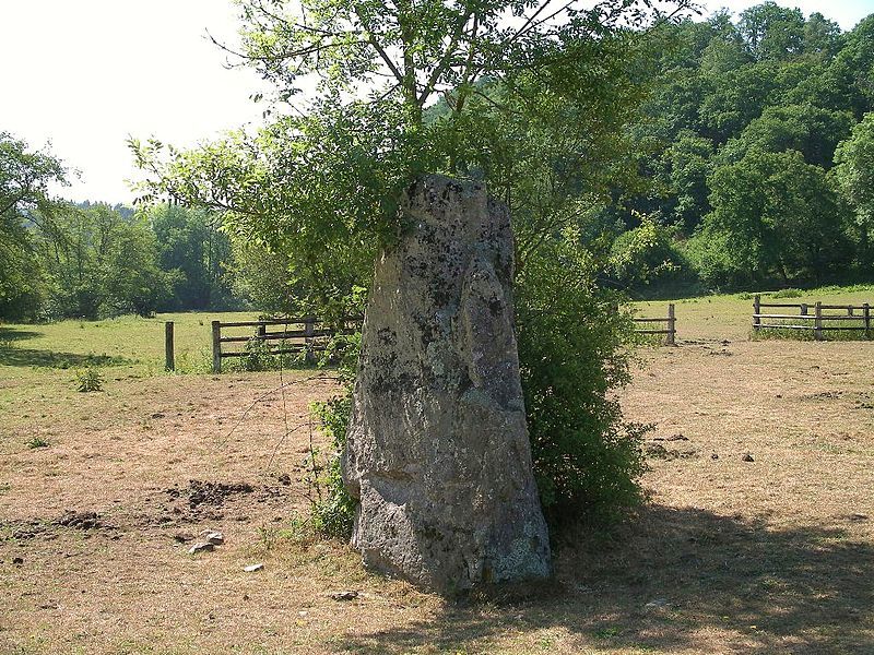 Menhir de la rousselière