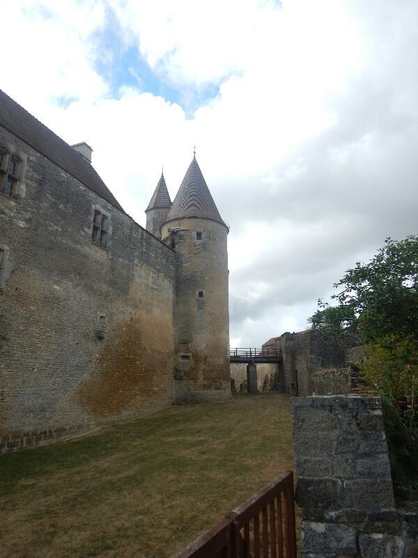 Châteauneuf — photo 3