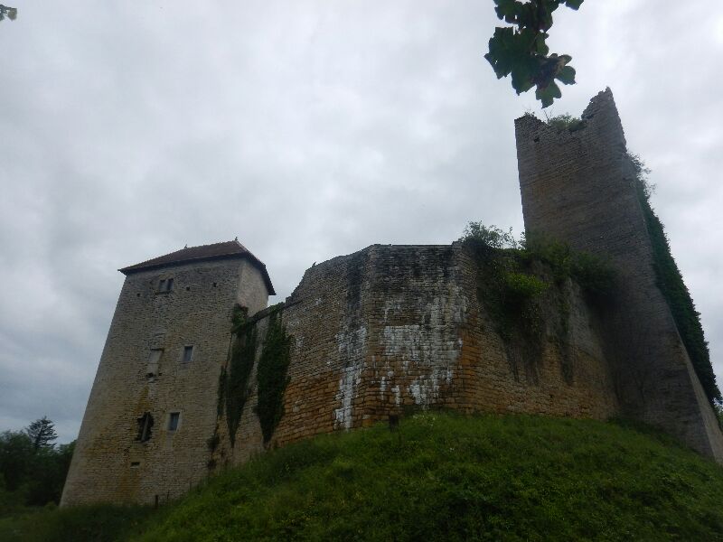 Château fort Oricourt — photo 2