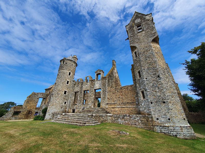 Château de Gratot / Tour à la Fée — photo 2