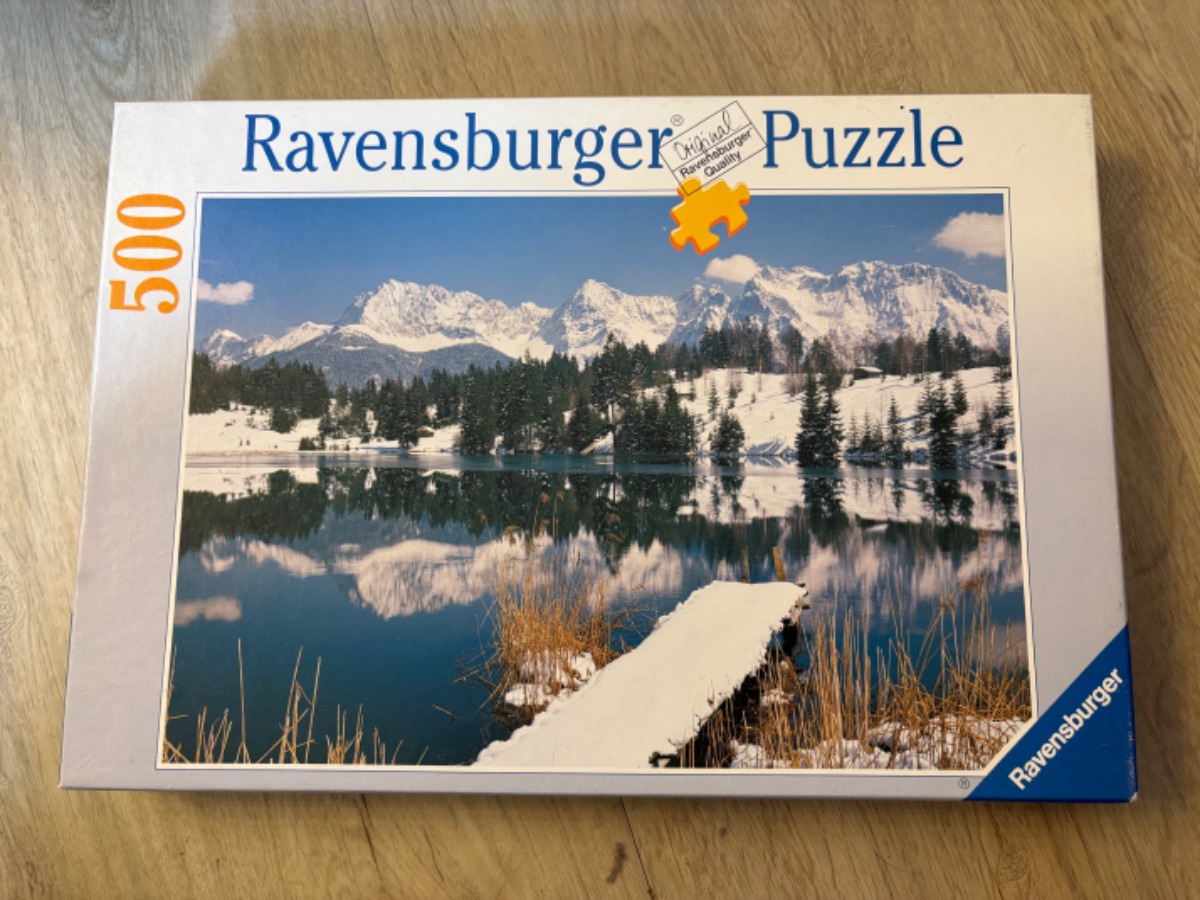 Puzzle: Gebirgssee im Winter von Ravensburger (500 Teile) - Wanderpuzzle #96
