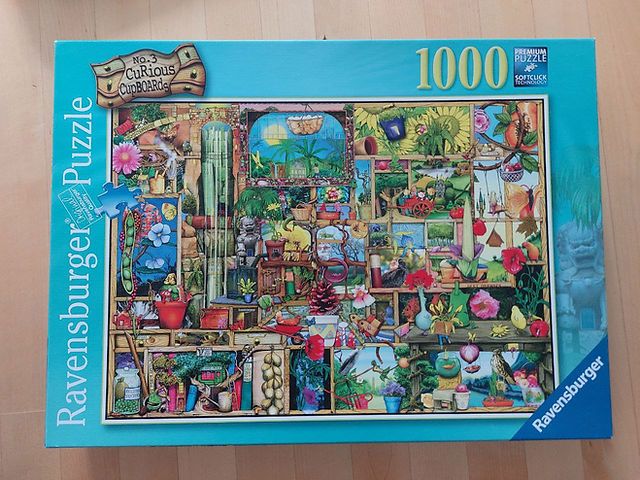 Puzzle: Curious Cupboards Nr. 3 von Ravensburger (1000 Teile) - Wanderpuzzle #116
