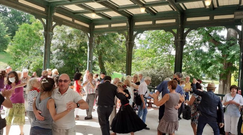 Bal musette au kiosque Montsouris