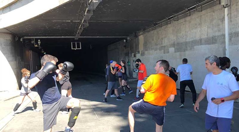 Pratiquez la boxe française au parc Montsouris avec Paris Sport Dimanches