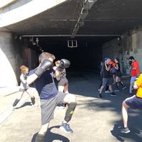 Pratiquez la boxe française au parc Montsouris avec Paris Sport Dimanches