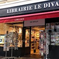 Le Divan perché