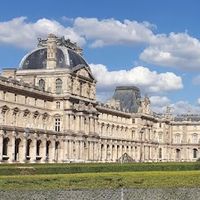 Louvre Museum