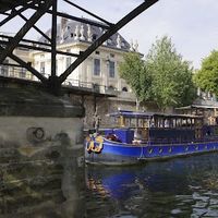 Paris Canal - Port Solférino