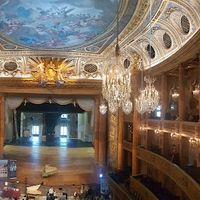 Les Productions de l'Opéra Royal