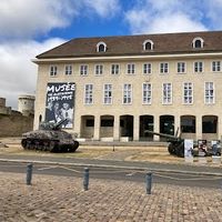 Memorial - falaise