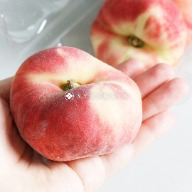 Donut peaches, U.S. flat peaches, seedless peaches, summer fruit box, imported peaches, fruit delivery Taiwan, PE fruit packaging, sweet American peaches, flat peach gift set, seasonal fruit
