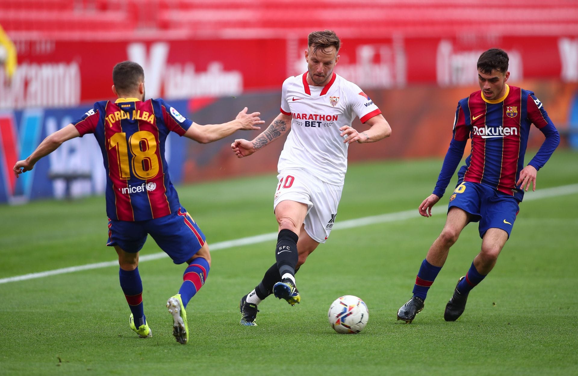 Barcelona vs Sevilla: League Leaders Return to Camp Nou with Title Pace on the Line