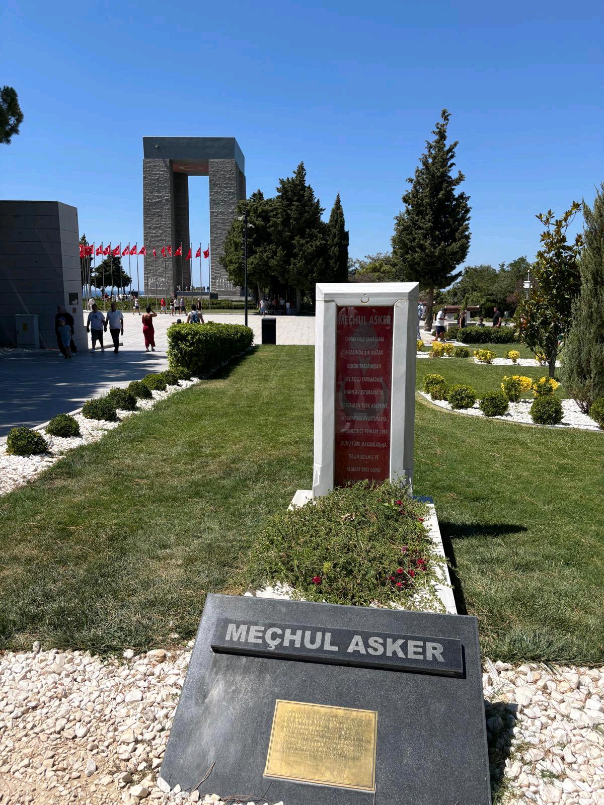 Çanakkale Şehitler Abidesi