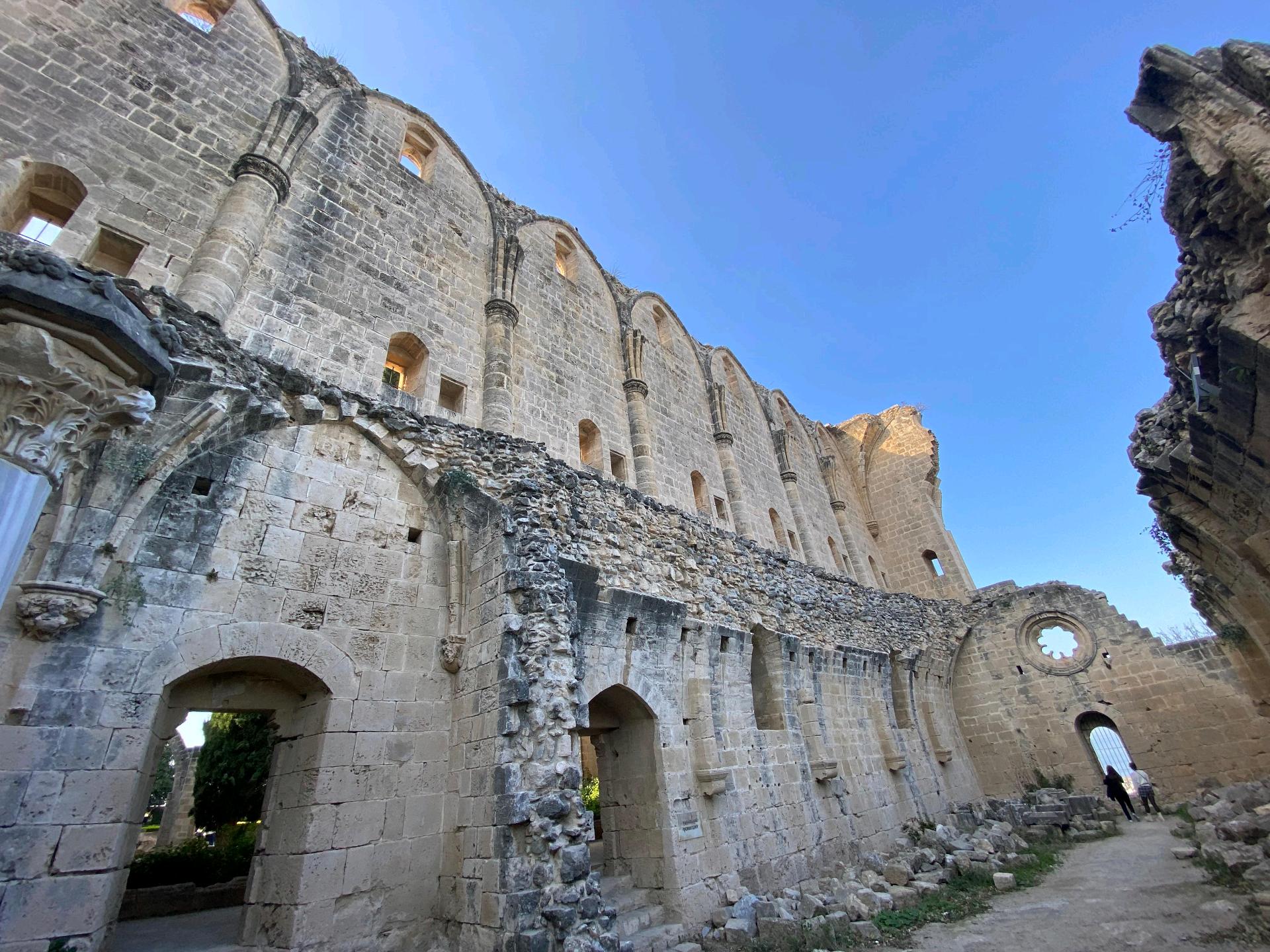 Bellapais Manastırı