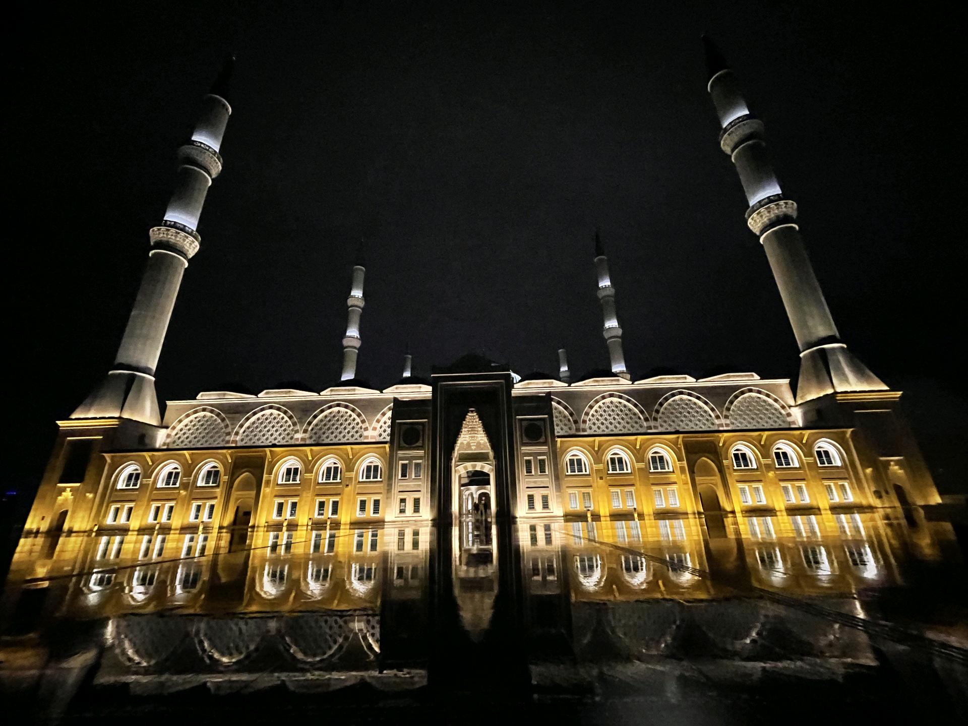 Büyük Çamlıca Camii 4