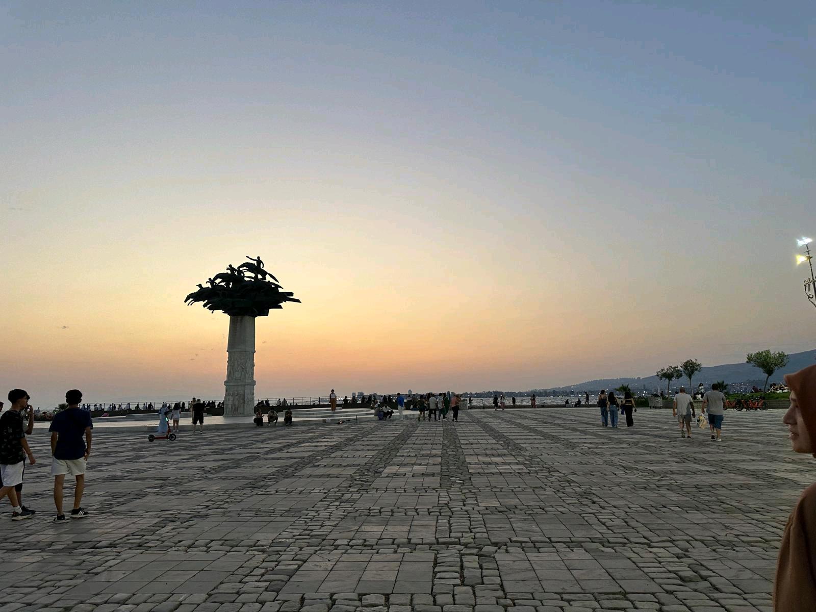 İzmir Kordon Boyu 1