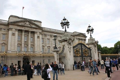 Buckingham Palace