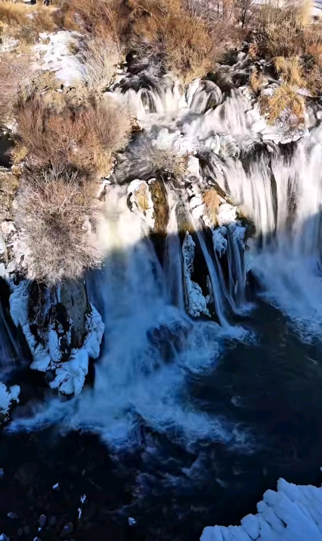 Muradiye Şelalesi 3