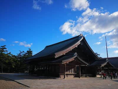 出雲市歴史博物館 (Izumo City Historical Museum)