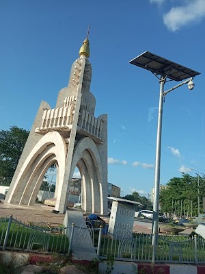 Monument de l'Indépendance (La Monument de l'Indépendance)