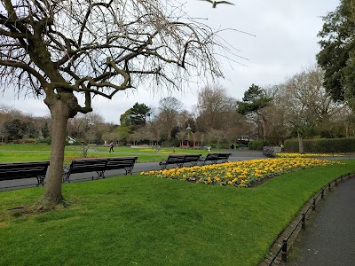 Páirc Naomh Séamas (St. Stephen's Green)