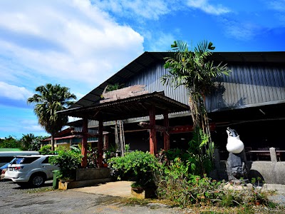 Farm Buaya Jong (Jong's Crocodile Farm)