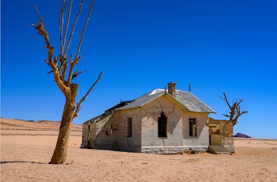 Kolmanskop Ghost Town