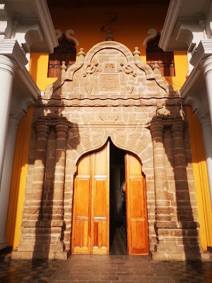 Casa de los Leones (Casa de los Leones)