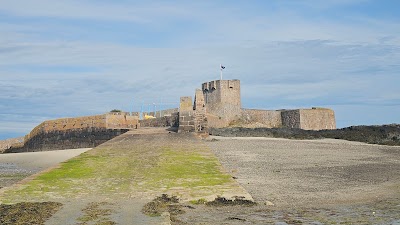 Fort St. Aubin (St. Aubin's Fort)