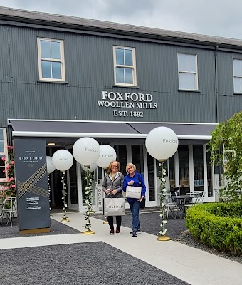 Muileann Chniotáil Foxford (Foxford Woollen Mills)