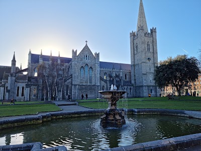 Ardeaglais Naomh Pádraig (St. Patrick's Cathedral)