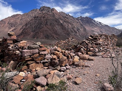 Ruinas Incas de Vilcashuamán (Inca Ruins of Vilcashuamán)