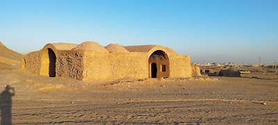 برج خاموشان (Zoroastrian Towers of Silence)