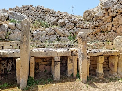 Tempji tal-Ggantija (Ggantija Temples)